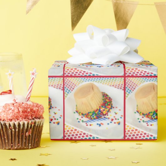 Ondersteboven Verjaardag Cupcake Cadeaupapier (Verjaardagsfeest)