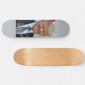 ONDERTEKEND DOOR DONALD TRUMP SKATEBOARD (Horizontaal)