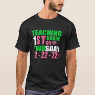 Onderwijs 1e klas op 22 dagen docent kunst 22e feb t-shirt