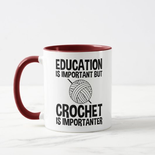 Onderwijs is belangrijk, maar haken is belangrijk mok (Links)