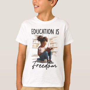 Onderwijs is Vrijheidsboeken Zwarte Leraar Zwart Z T-shirt