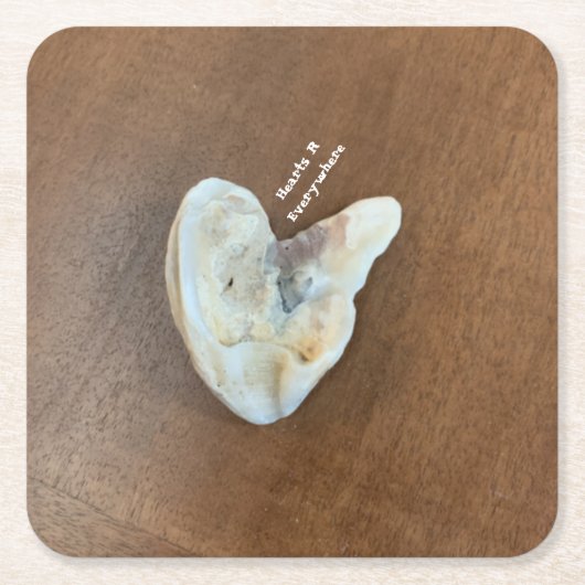 Onderzetter oplong hartschelp op tafel (Voorkant)