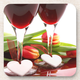 Onderzetters van wijn en harten