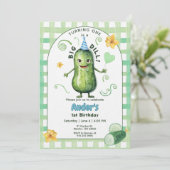 One Big Dill Pickle First Birthday Blue Invitation (Debout devant)
