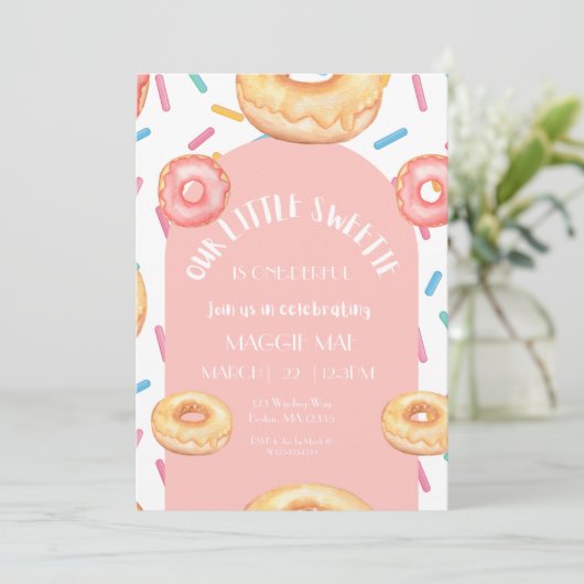 One-derful First Birthday Invitation (Debout devant)