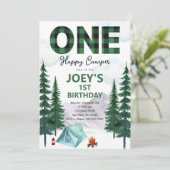 One Happy Camper First Birthday Invitation (Debout devant)