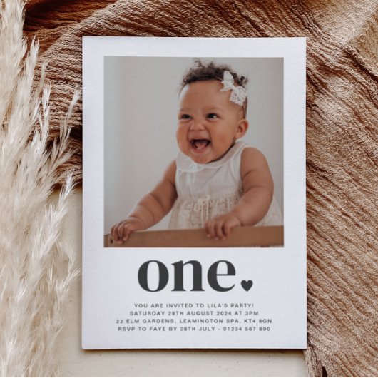 One Heart Carré Photo First Birthday Invitation