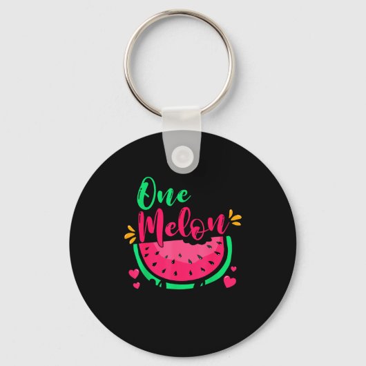 One In A Melon Dada Summer Birthday Party Matching Sleutelhanger (Voorkant)