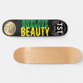 ONE LOVE BEAUTÉ Skateboard (Horz)