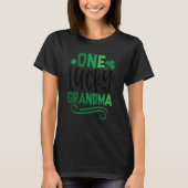 One Lucky Grandma C Shamrock Irish T-shirt (Voorkant)