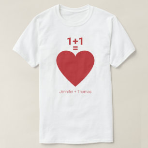 One Plus One is gelijk aan liefde, rood hart, pers T-shirt