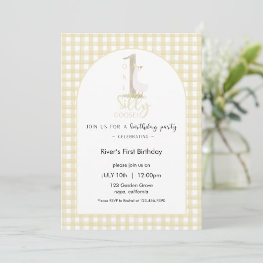 One Silly Goose Birthday Invitation Kaart (Staand voorkant)