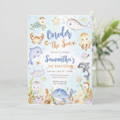 Oneder The Sea 1st Birthday Invitation (Debout devant)