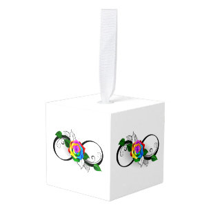 Oneindigheidssymbool met regenboogroos kubus ornament