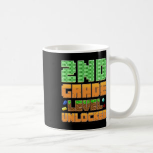 Ongeblokkeerd gamer-ontwerp voor 2e klas niveau te koffiemok