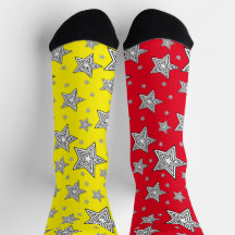 Ongelijke sokken met sterren
