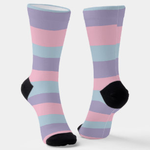 Ongelijke strepen in blauw, roze en lila sokken