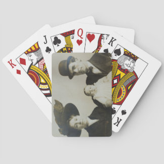 Ongemakkelijke papa in Bowler Family RPPC B & W Fo Pokerkaarten