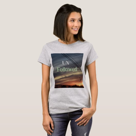 Ongevolgd T-shirt (Voorkant volledig)