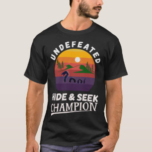 Onoverwonnen Kampioen Verstoppertje Spelen Loch Ne T-shirt