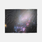 Onregelmatige Galaxy NGC 4485 Fleece Deken (Voorkant (Horizontaal))