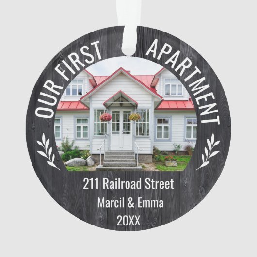 Ons eerste appartement 2023 aangepaste naam & 2 fo ornament (achterkant)