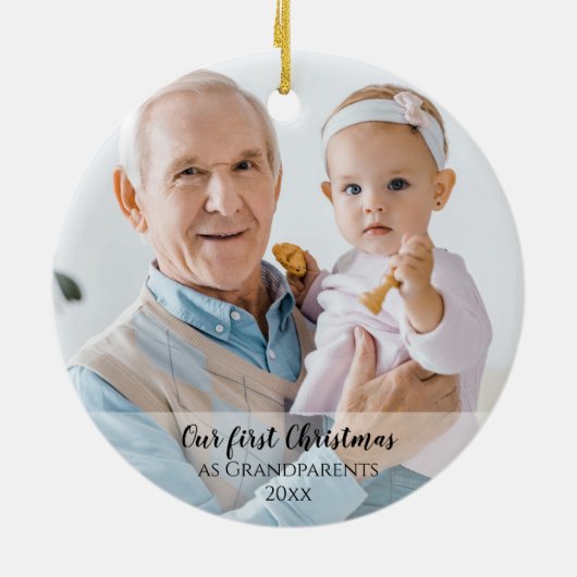 Ons eerste kerstfeest als grootouders 2 Fotoscript Keramisch Ornament (Achterkant)