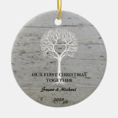 Ons eerste kerstfeest samen liefdesboomdrift keramisch ornament (Voorkant)