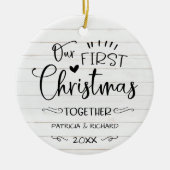 Ons eerste kerstfeest samen met Rustic Farmhouse Keramisch Ornament (Voorkant)