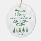 Ons eerste kersthuwelijk en Merry Keramisch Ornament (Links)