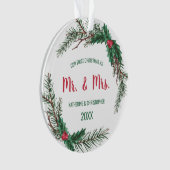 Ons eerste kersthuwelijk | Mistletoe Ornament (voorkant)