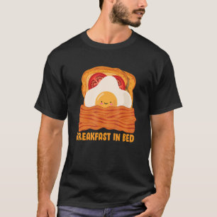 Ontbijt in bed motief met gebakken ei spek ei t-shirt