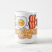 Ontbijt met toast, ei, spek en koffie koffiemok (Center)