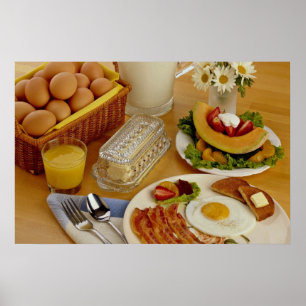 Ontbijt van bacon, eieren en melkpitcher poster
