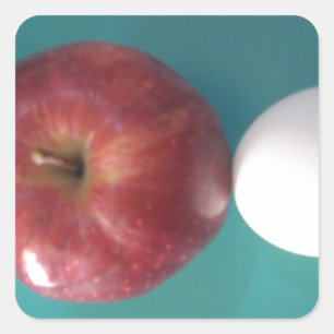 Ontbijtvrienden: Twee eieren $ Een Apple Stilleven Vierkante Sticker