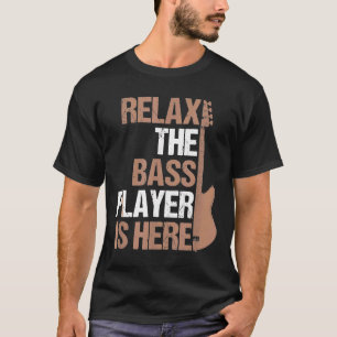 Ontspan de bassspeler hier voor een gitarist is t-shirt