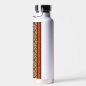 ontwerp van diamantpatroon , fles met water van an (Rechts)