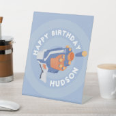 Ontwerp van een pistool met schuimdart reclamebord met voetstuk (Insitu)