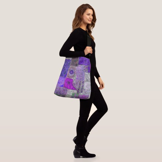 ontwerp van patchwork. crossbody tas (Op model)