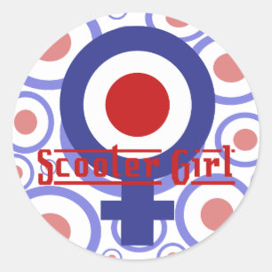 Ontwerp van scooter Girl op doelachtergrond Ronde Sticker