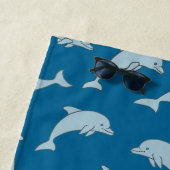 Ontwerp van speelse dolfijnen strandhanddoek strandlaken (In situ)