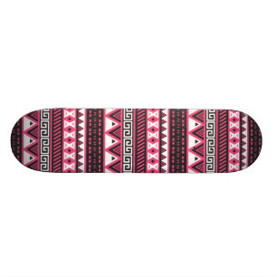 Ontwerp van tribaal roze en zwarte aztec skateboard