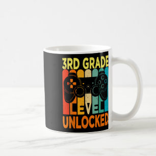 Onvergrendelde videogame op 3e-klasseniveau Terug  Koffiemok