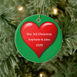 Onze derde kerst samen met Cute Red Heart 2019 Keramisch Ornament