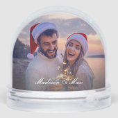 Onze eerste kerst 2 foto sneeuw Wereldbol Sneeuwbol (Achterkant)