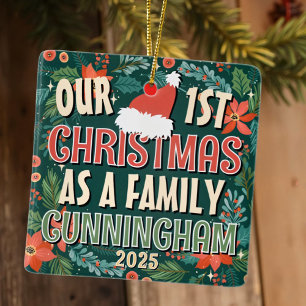 Onze eerste kerst als familie kleurrijke krans keramisch ornament