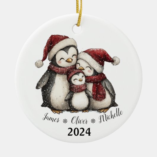 Onze eerste kerst als familie van drie pinguïns keramisch ornament (Voorkant)