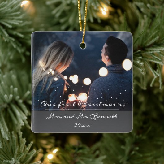 Onze eerste kerst als mevrouw. & Mr Wedding Foto Keramisch Ornament (Boom)