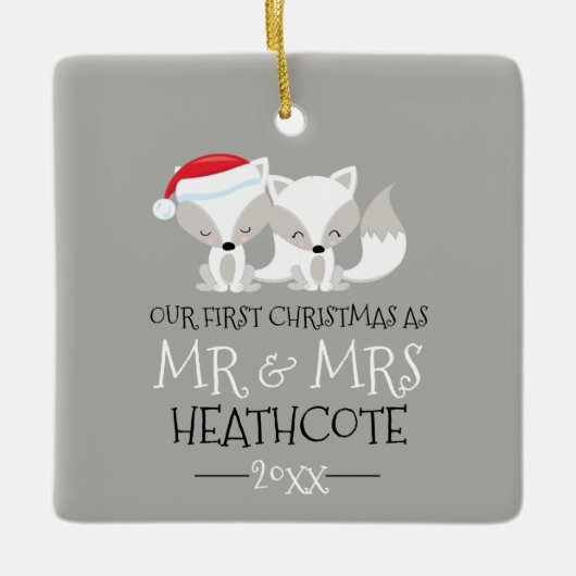 Onze eerste kerst Arctic Fox gepersonaliseerd Keramisch Ornament (Voorkant)