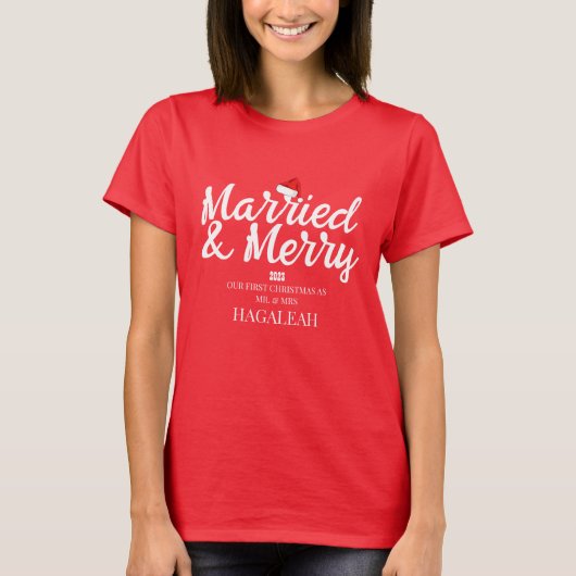 Onze eerste kerst Mr en Mrs Pas getrouwd Merry T-shirt (Voorkant)